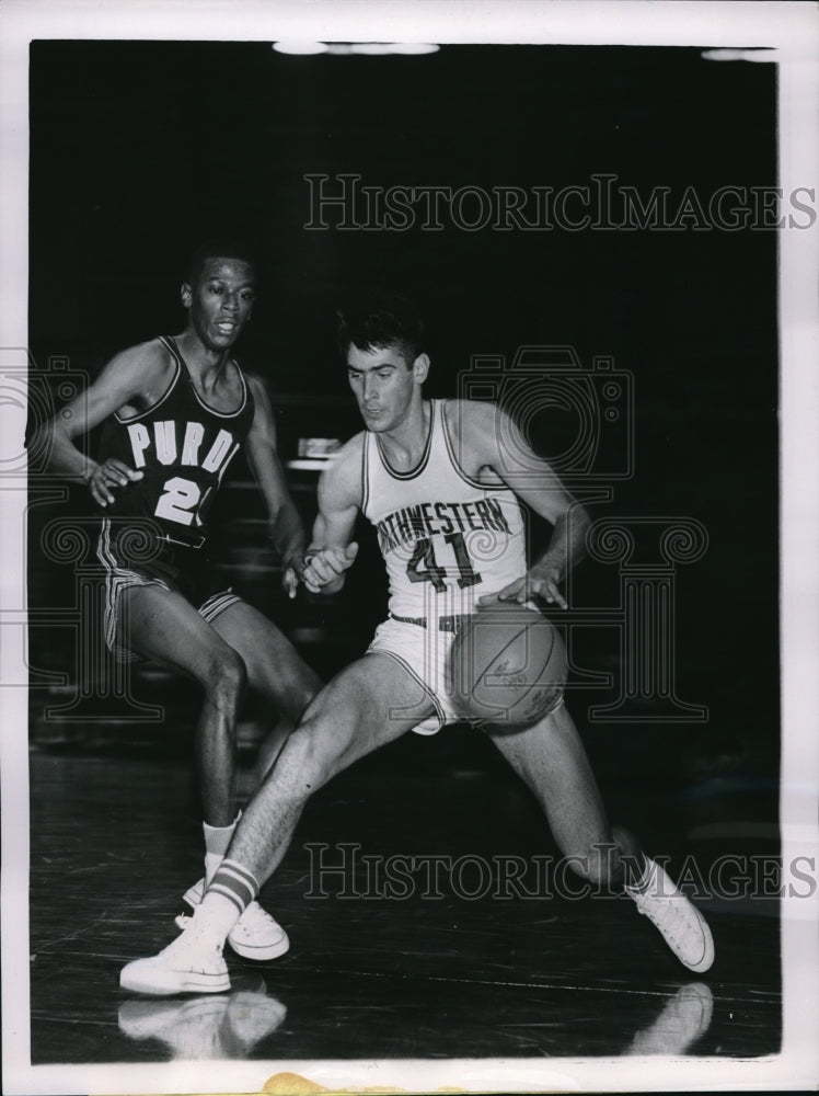 1963 Press Photo Martin Riessen of Northwestern and Larry Dawkins of Purdue - Historic Images