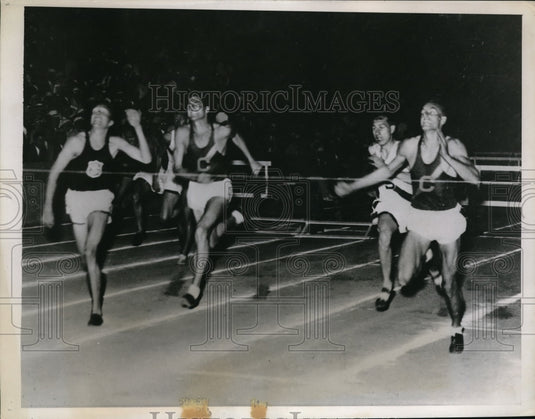 1935 Press Photo Tom Moore California Track Star Fresno Match Percy Beard - Historic Images