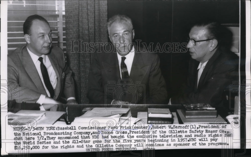 1959 Press Photo Baseball commissioner Ford Frick Center Robert Sarnoff left - Historic Images