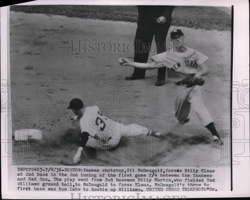 1956 Press Photo Gill McDoglad Yankee shortstop forces Bill Klaus at 2nd base - Historic Images