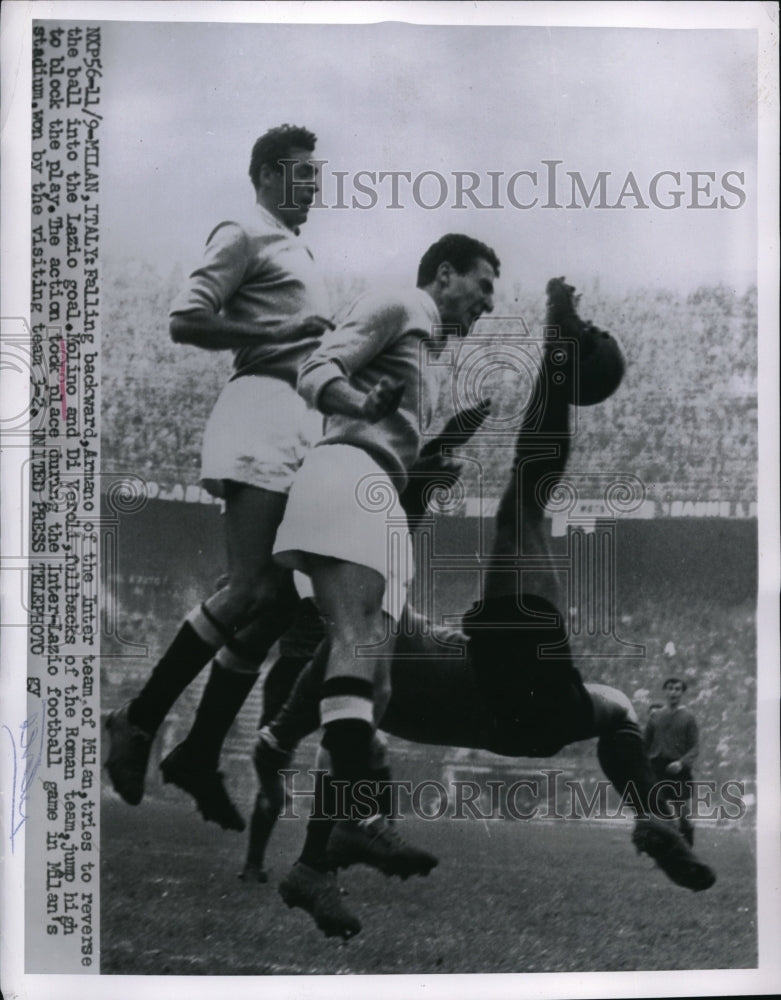 1955 Press Photo Molino and Di Veroli while playing football - nes15775 - Historic Images