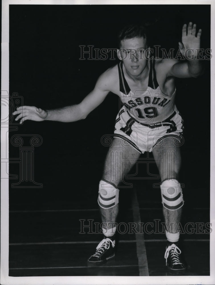 1940 Press Photo Loren Mills star guard University of Missouri Basketball - Historic Images