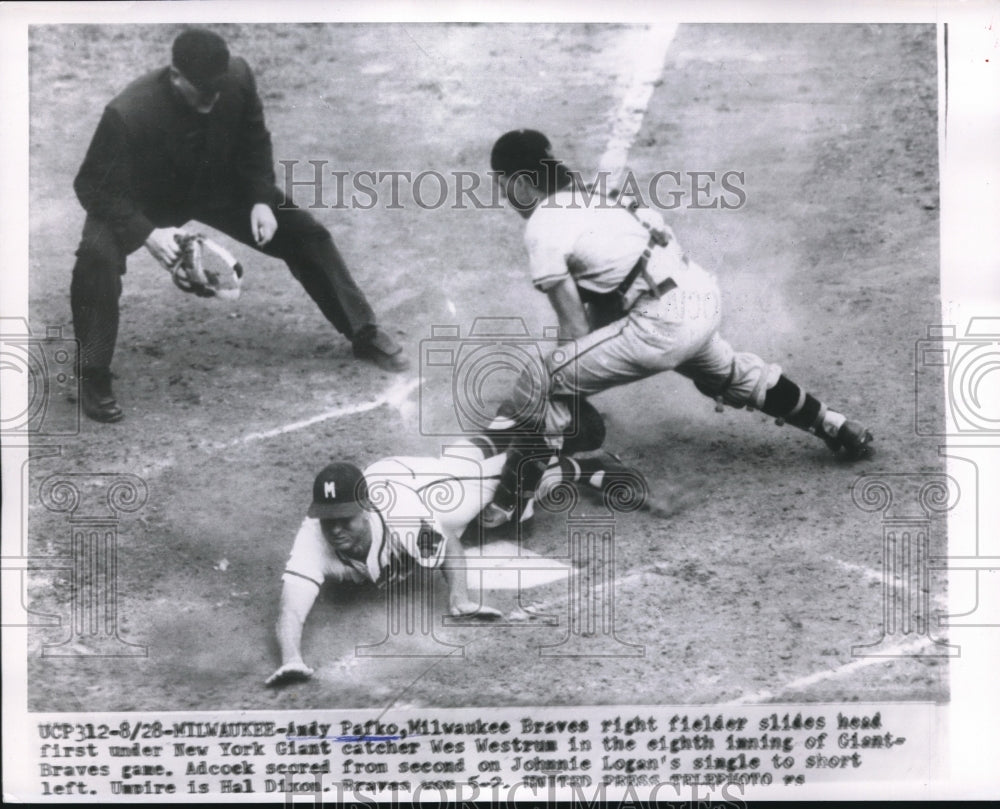 1954 Press Photo Andy Pafko Of Milwaukee Braves Slides Head First Under Tag - Historic Images