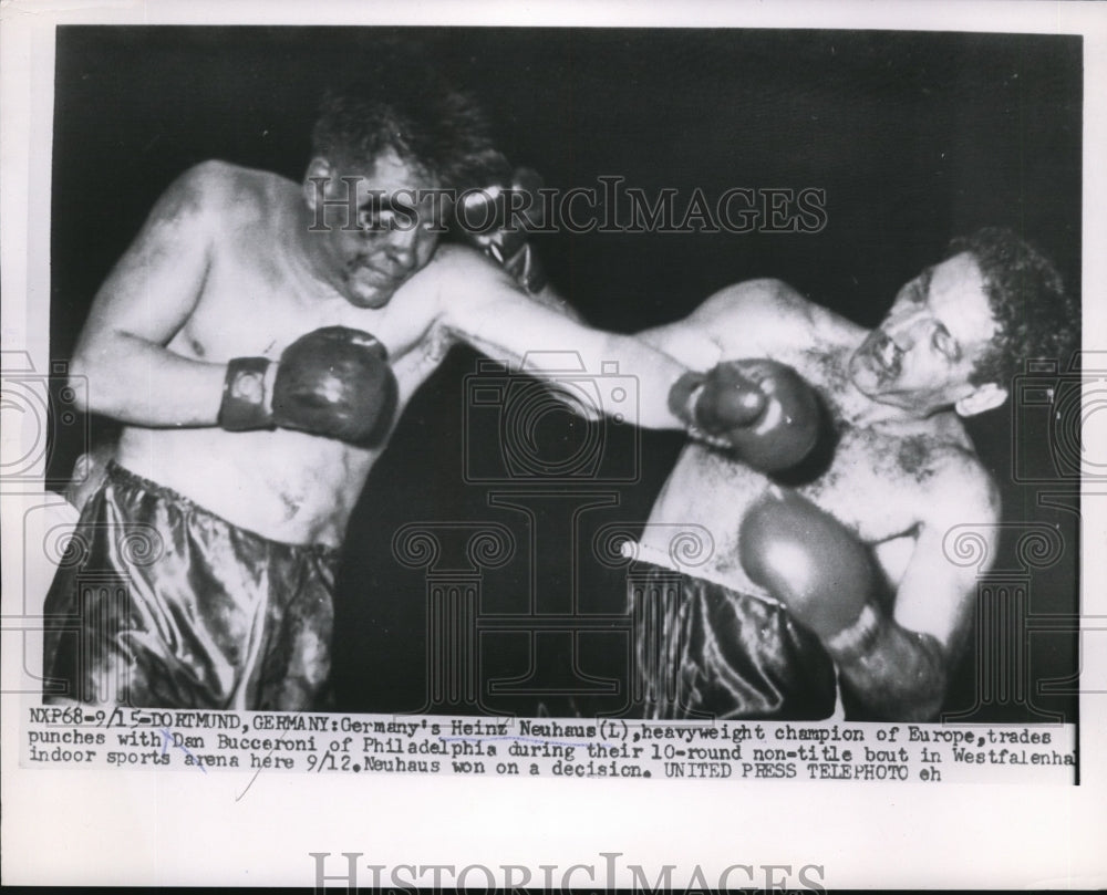 1954 Press Photo Boxer Heinz Neuhaus vs Dan Bucceroni - nes16657 - Historic Images