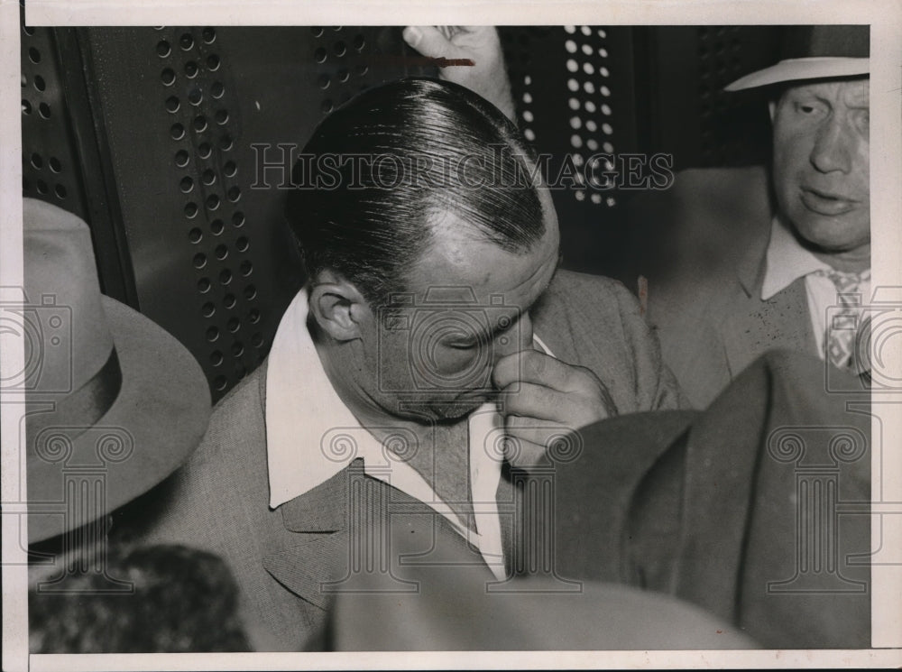 1938 Press Photo Jack Sharkey after knock out by Joe Louis in NYC - nes16833 - Historic Images