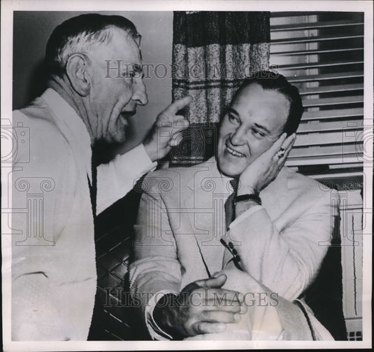 1952 Press Photo NYC Yankee manager Casey Stengel & Allie Reynolds - nes16903 - Historic Images