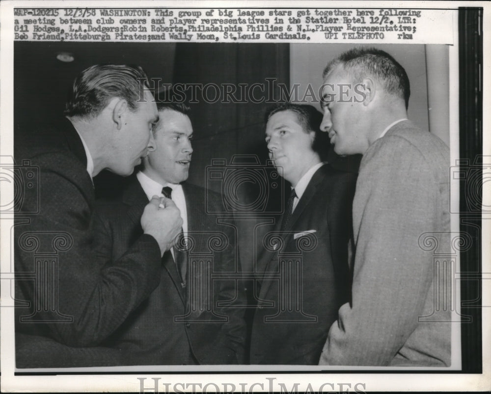 1958 Press Photo Gil Hodges of Dodgers,Robin Roberts Phillies,Bob Friend - Historic Images