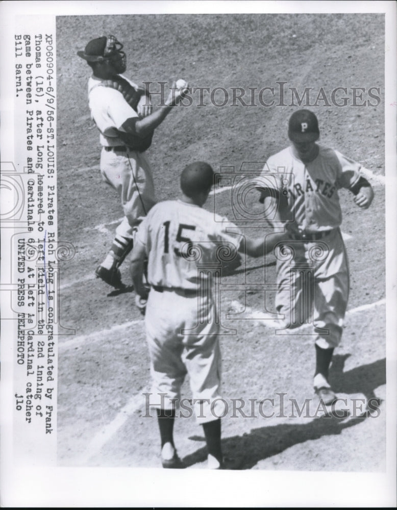 1956 Press Photo Pirates Rich Long, Frank Thomas vs Cardinals Bill Sarni - Historic Images