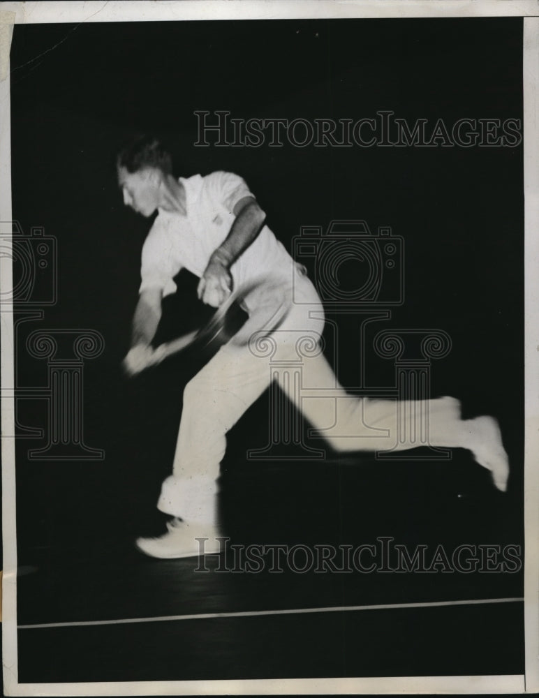 1934 Press Photo Ellsworth Vines I pro tennis match at Madison Square Garden - Historic Images