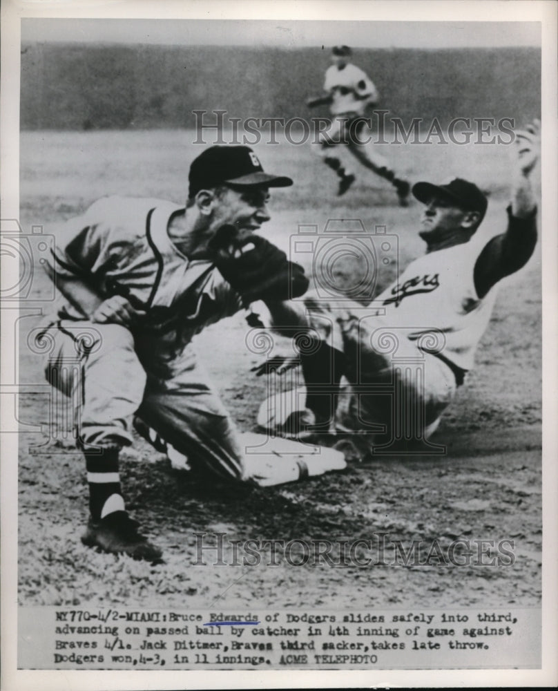 1951 Press Photo Miami Bruce Edwards of Dodgers safe at 3rd vs Braves Jack Ditt - Historic Images