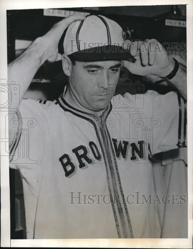 1941 Press Photo Indians Luke Sewell traded to St Louis Browns - nes19038 - Historic Images