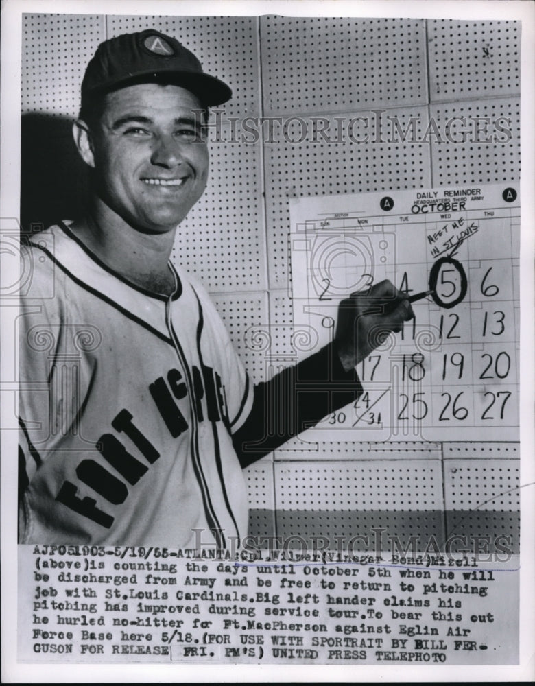 1955 Press Photo Cpl Wilmer Vinegar Bond Mizell to join St Louis Cardinals - Historic Images