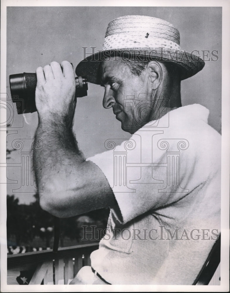 1952 Press Photo Skokie Ill golfer Sam Snead at Tam O'Shanter course - nes19505 - Historic Images