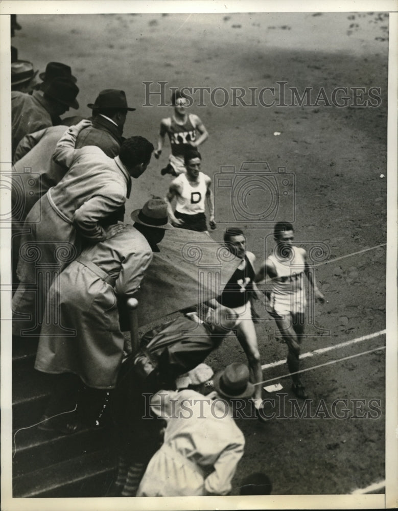 1934 Press Photo Warner and Yale winners of 400 meter run - nes19879 - Historic Images