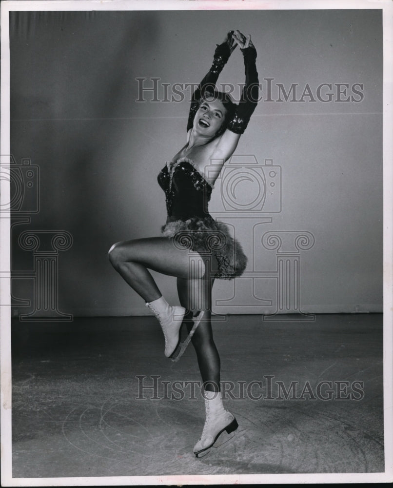 1955 Press Photo Frances Dorsey in Under the Stars with Ice Follies - nes20382 - Historic Images