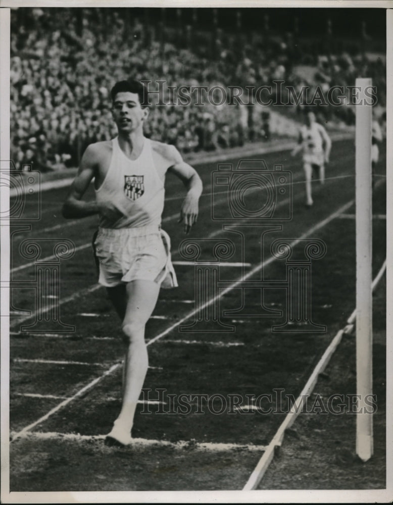 1938 Press Photo Chuck Fenske at International Track and Field Games in Sweden - Historic Images