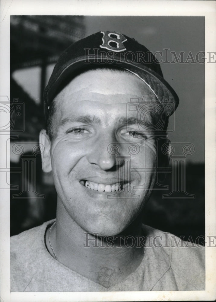 1946 Press Photo Boston Red Sox's pitcher Mickey Harris - nes21148 - Historic Images