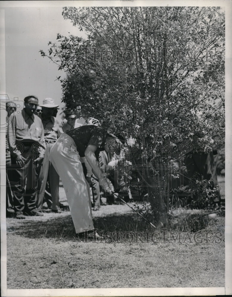 1944 Press Photo Beverly Hills Calif Harold McSpadden in Open Golf tourney - Historic Images