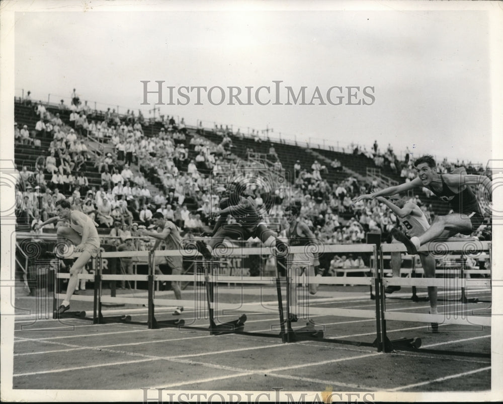 1944 Press Photo AAU Outdoor track meet Eligio Barbieria, Wm Mohler, O Cassidy - Historic Images