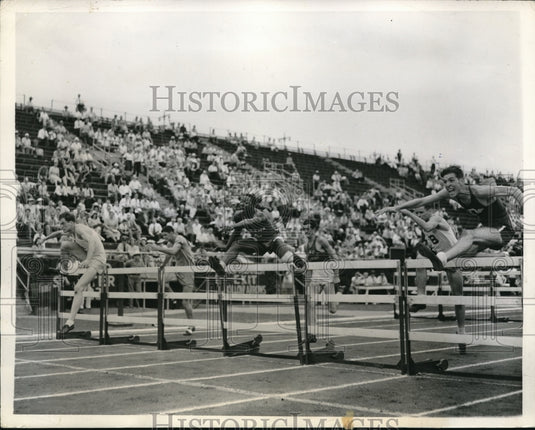 1944 Press Photo AAU Outdoor track meet Eligio Barbieria, Wm Mohler, O Cassidy - Historic Images