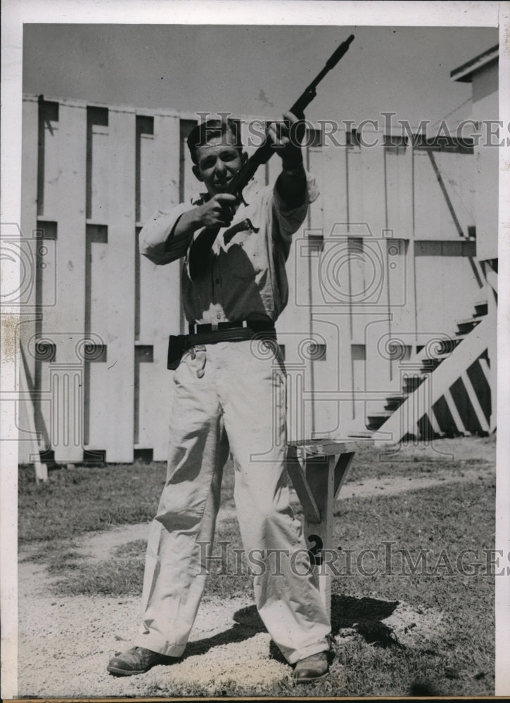 1938 Press Photo Tulsa Okla Jack Lindsey at Natl Skeet championships - nes21708 - Historic Images