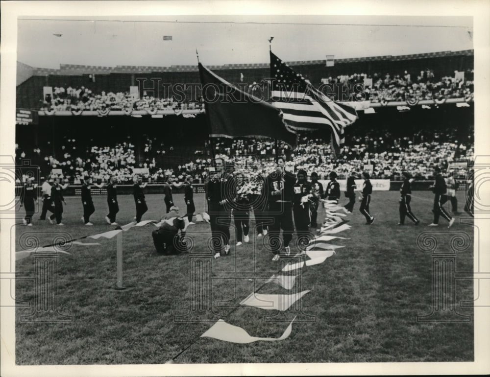 1963 Press Photo US Russian track at Lenin Stadium in Russia - nes22062 - Historic Images