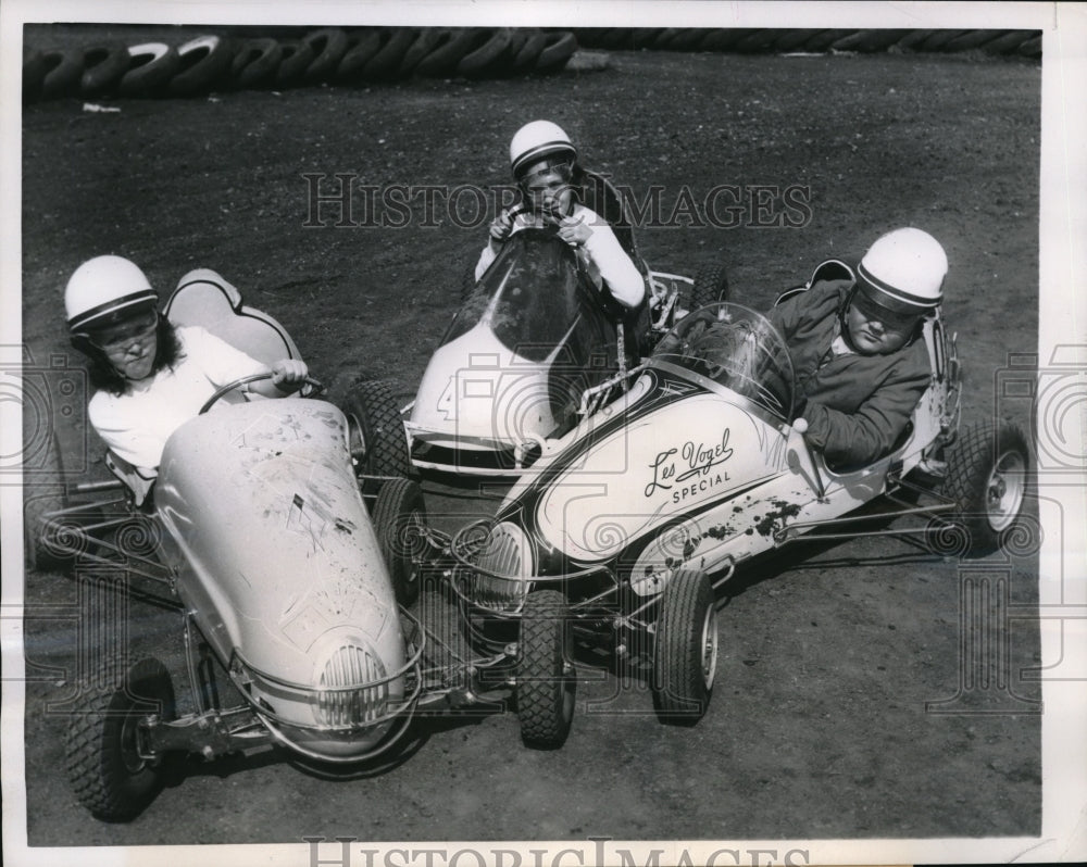 1957 Press Photo San Francisco midget racers Alice Voss, Raelois Campos, - Historic Images