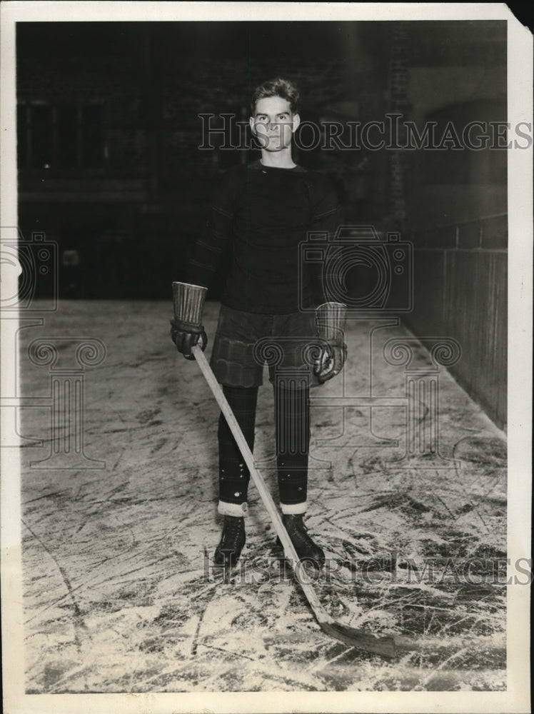 1929 Press Photo HW Cook left wing of Princeton hockey team - nes22347 - Historic Images
