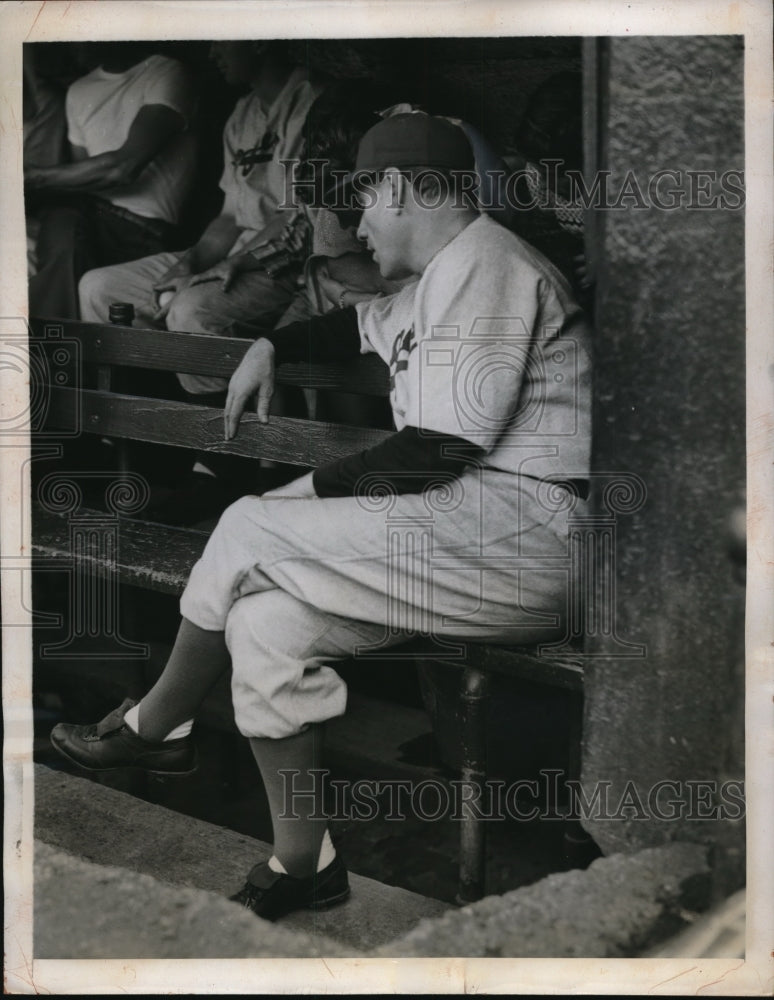 1946 Press Photo Brooklyn NY Leo Durocher Dodgers manager in the dugout - Historic Images