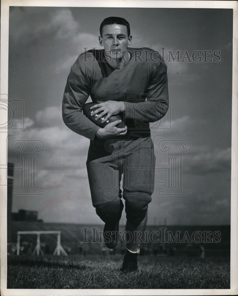 1947 Press Photo Bill Elliott fullback for University of Minnesota - nes22494 - Historic Images