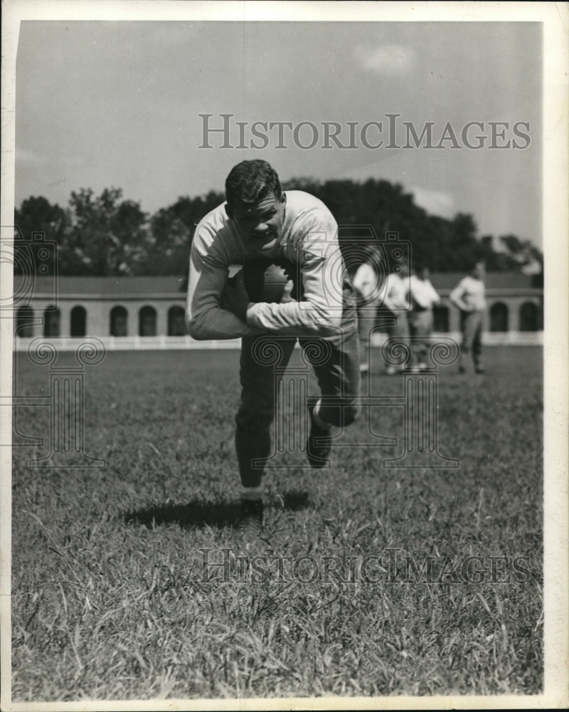 Press Photo Lloyd Phillips jr HB at William &amp; Mary college - nes22906 - Historic Images