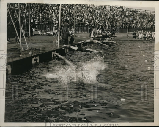 1935 Press Photo Men's 220 YD. Freestyle Event, Fred Brandt winning - nes23432 - Historic Images