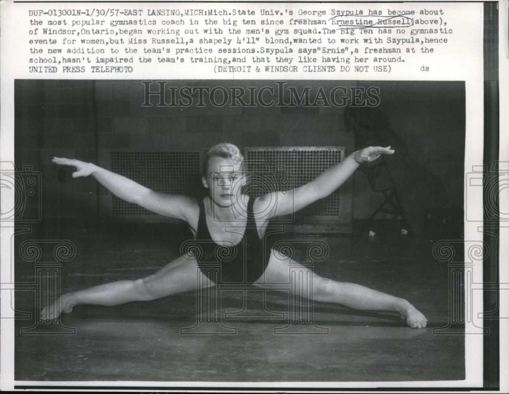 1957 Press Photo Ernestine Russell, gymnast at Michigan State University - Historic Images