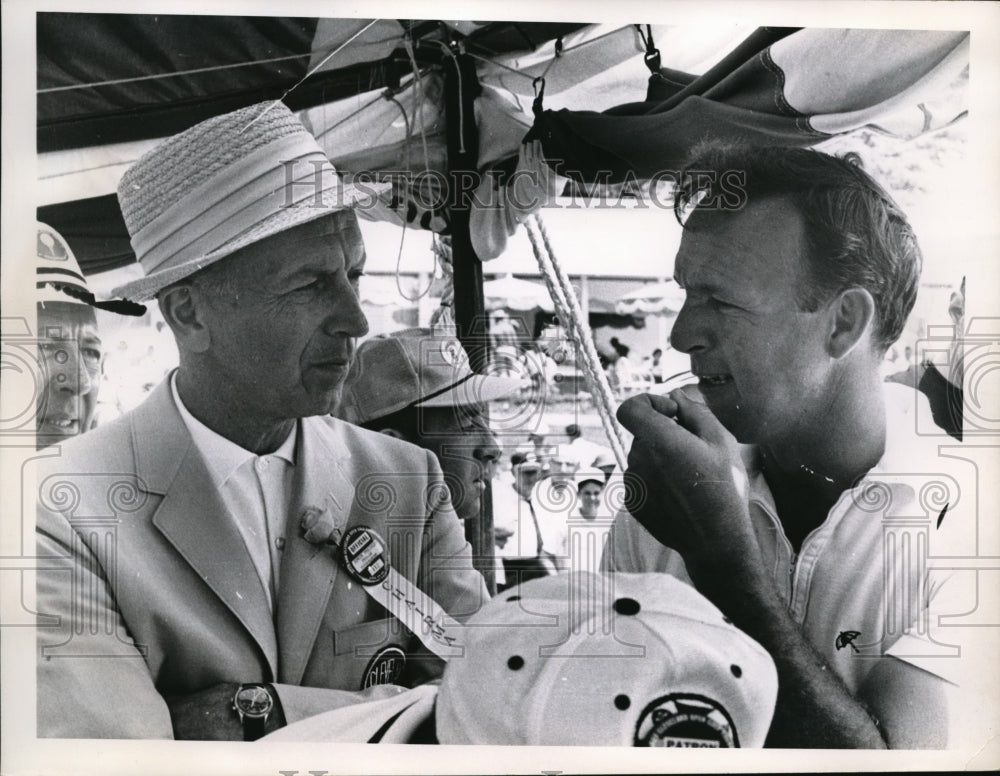 1963 Press Photo Champ at Beechmount Ed Priesler and Arnold Palmer - Historic Images