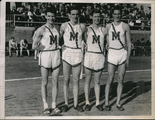 1936 Press Photo Members of the Manhattan College's New York - nes24312- Historic Images