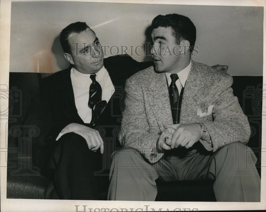 1951 Press Photo Bemmie Osterbran Mich football coach & Dick McWilliams - Historic Images