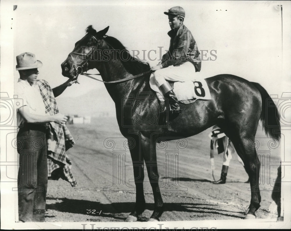 1934 Press Photo Sand Baby with jockey Thornton for Caliente races - nes25215- Historic Images