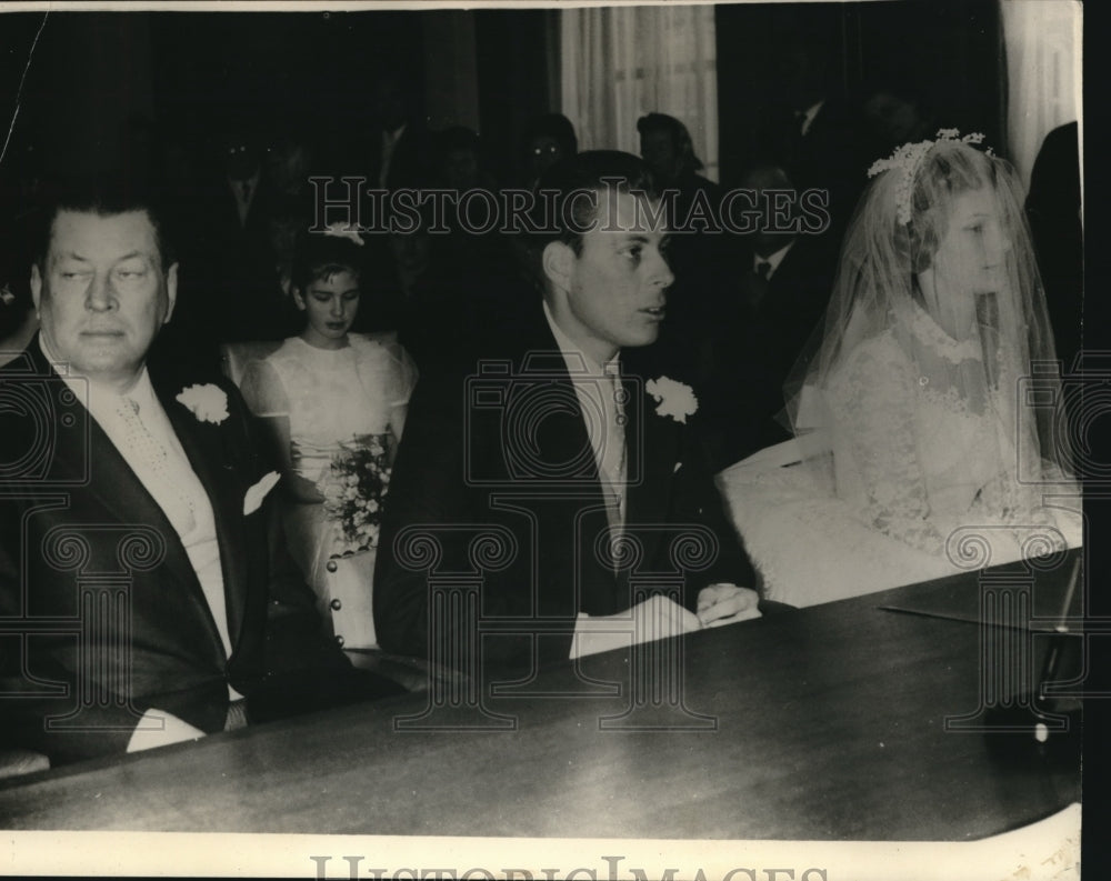 1959 Press Photo Gene Tunney's son weds Maria Sprengers at Nimeguen - nes25360- Historic Images