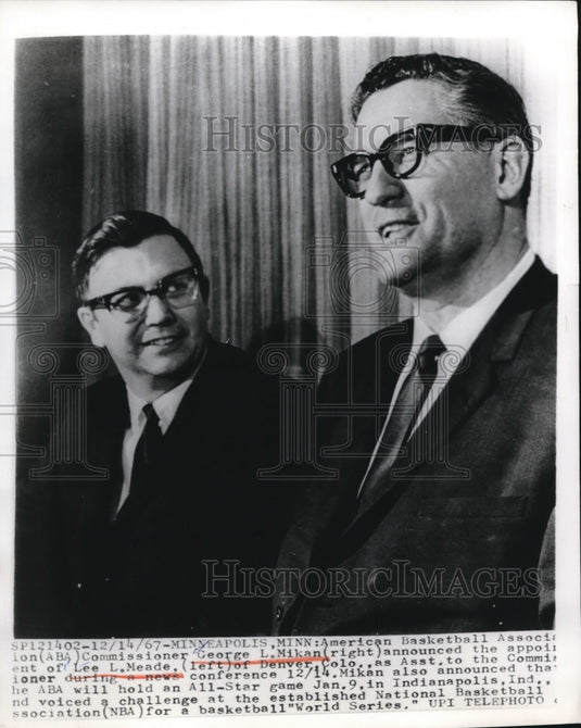 1967 Press Photo Minneapolis George Mikan & Lee L Meade - nes25623 - Historic Images