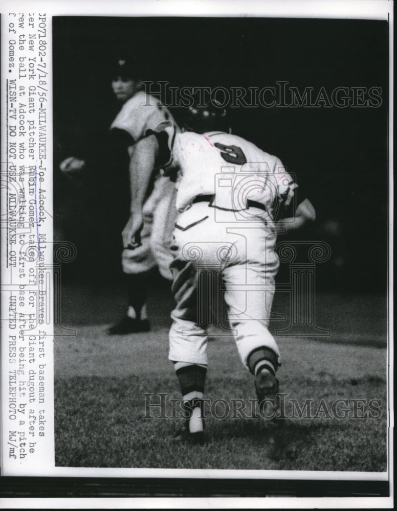 1956 Press Photo Milwaukee Wis Joe Adcock Braves 1st baseman vs Giants - Historic Images