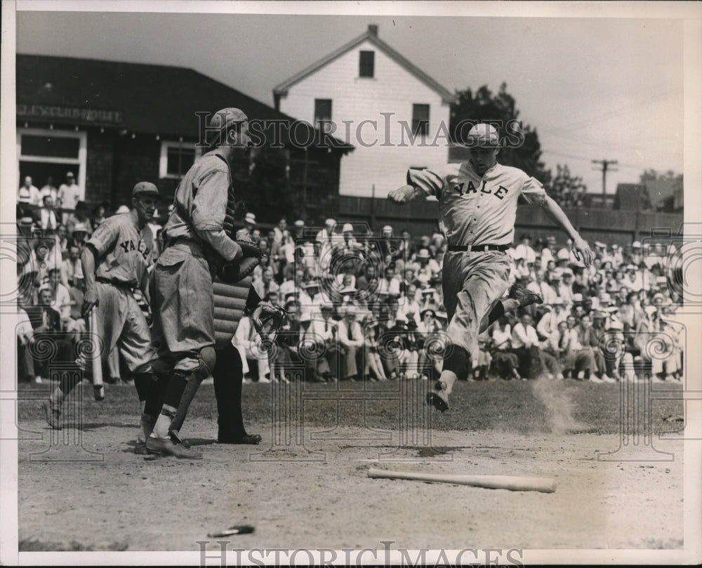 1938 Press Photo New London Conn Ed Collins of Yale vs Tim Doyle Harvard - Historic Images