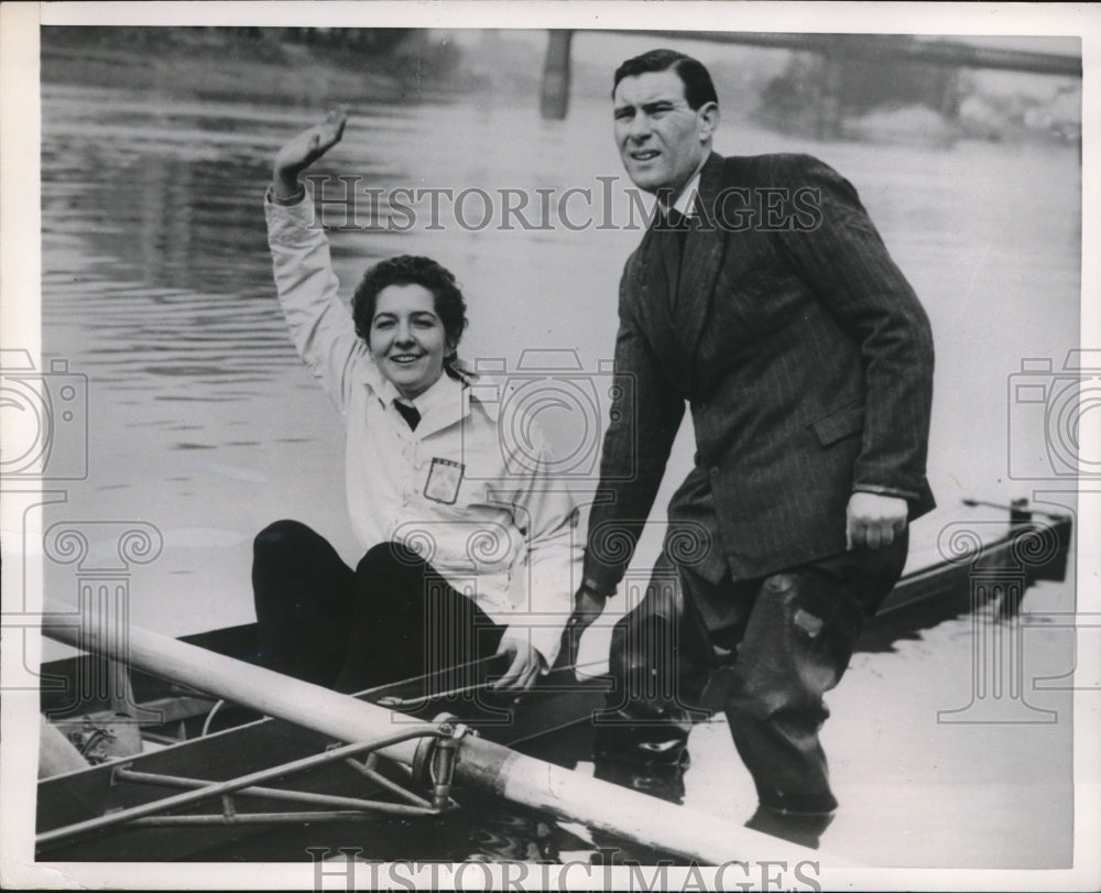 1953 Press Photo London Anne Marie Van Ginneken coxswain of Brussels team- Historic Images