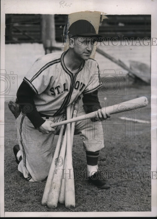 1941 Press Photo San Antonio Tex Rip Radcliff St Louis Browns - nes26794 - Historic Images