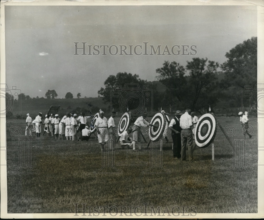 1931 Press Photo Avon archery Association ta range in Pa - nes27378- Historic Images