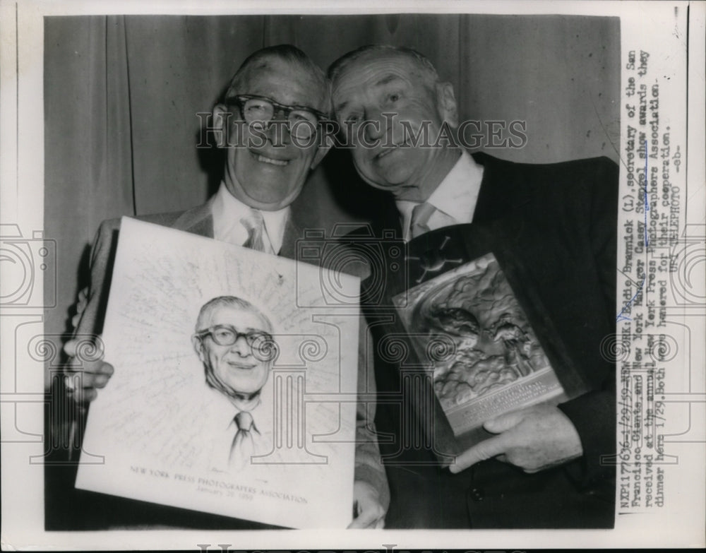 1959 Press Photo NYC Eddie Brannick sec of Giants &amp; NY mgr Casey Stengle - Historic Images