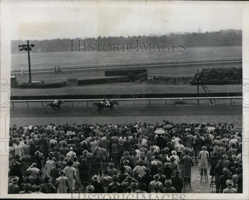 1946 Press Photo Belmont track JD Jessop on Dutch Cut, B James on Pristine - Historic Images