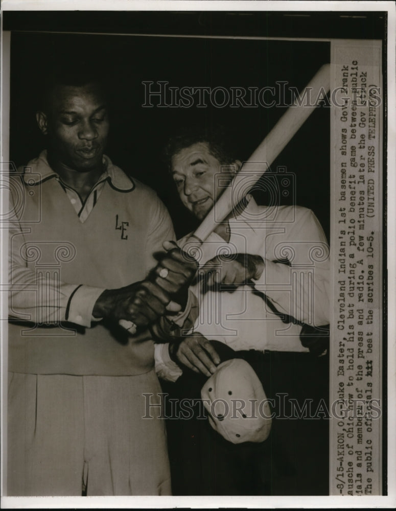 1952 Press Photo Akron Ohio Duke Easter of Indians &amp; Gov Frank Lausche - Historic Images