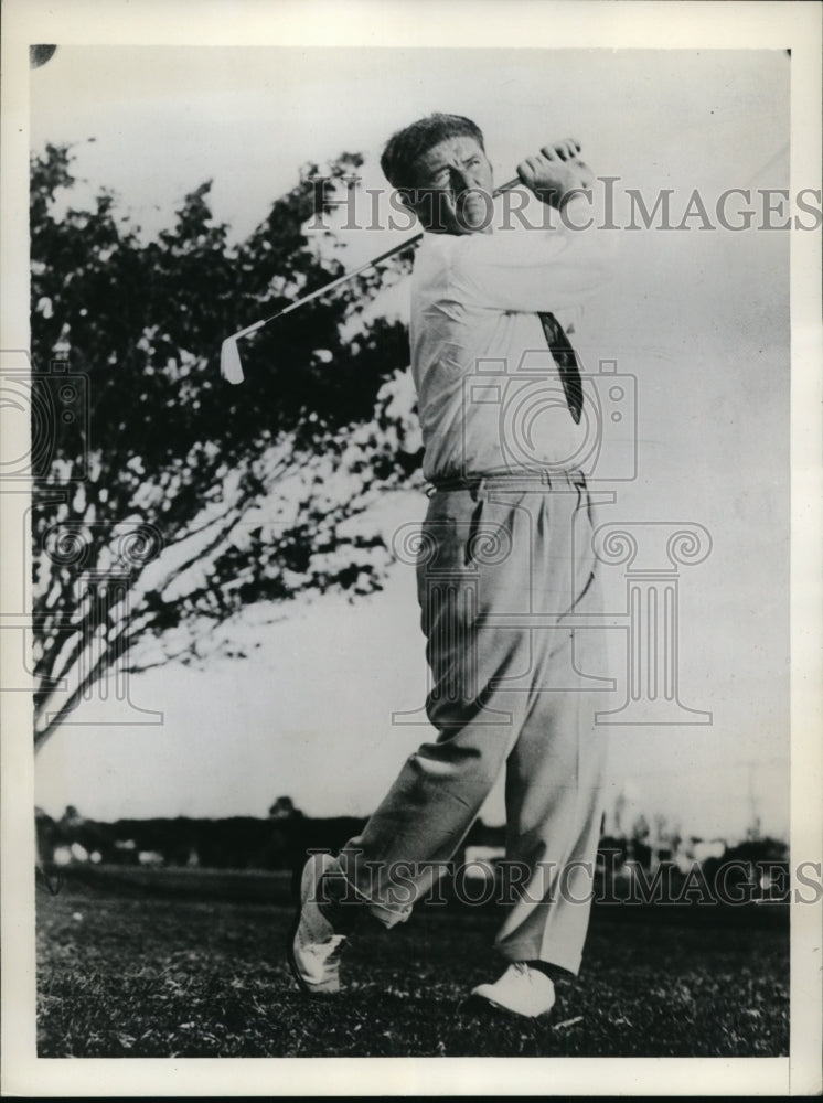 1936 Frank Walsh Chicago pro golfer at Miami Tropics Open - Historic Images