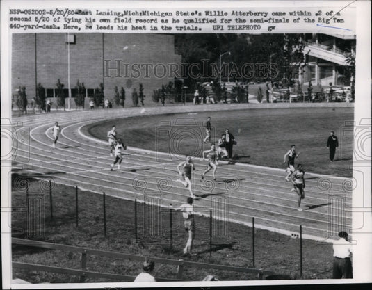 1960 Press Photo Lansing Mich Willie Atterberry in 440 yd dash - nes29134 - Historic Images