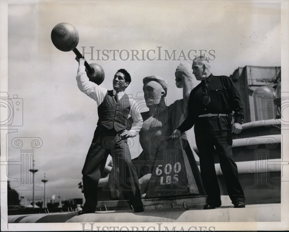 1940 Press Photo San francisco Arturo Godoy &amp; Jack Sharkey former boxer- Historic Images